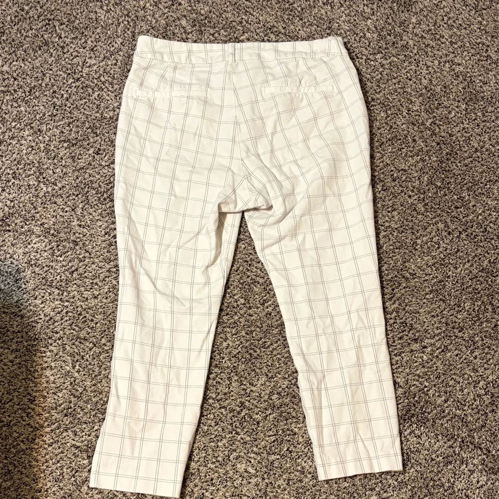 Old Navy White Grid Pattern Chinos